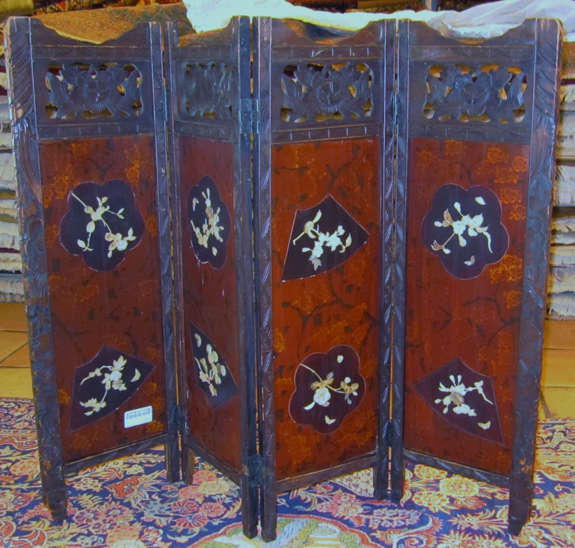 24-8 (4 panel screen).JPG